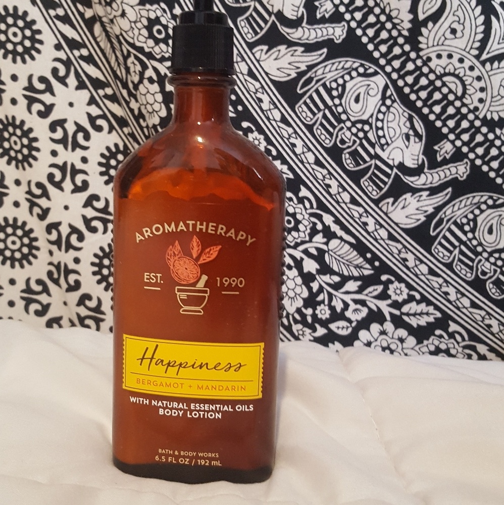 Free with 3 other (+) items Happiness lotion